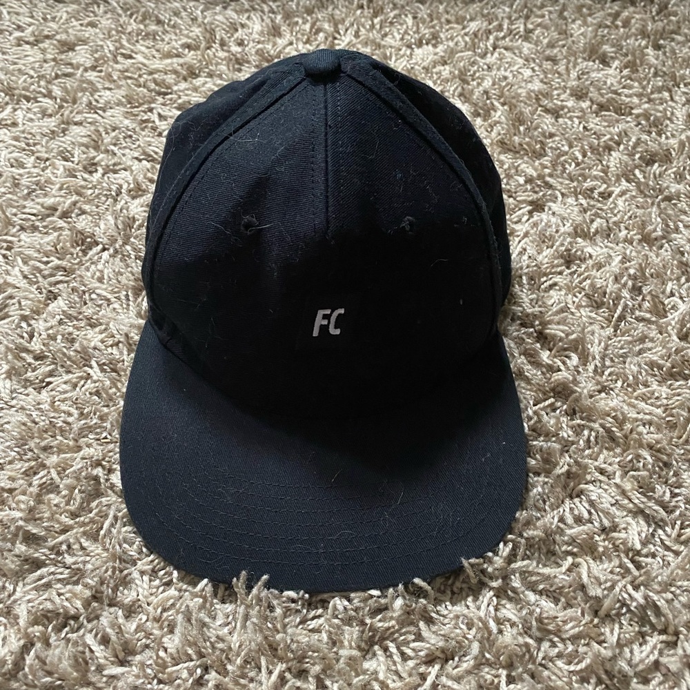 Black Flight Club Flat bill Snap back hat